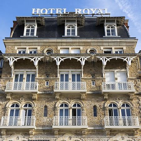 Hotel Barriere Le Royal La Baule Экстерьер фото